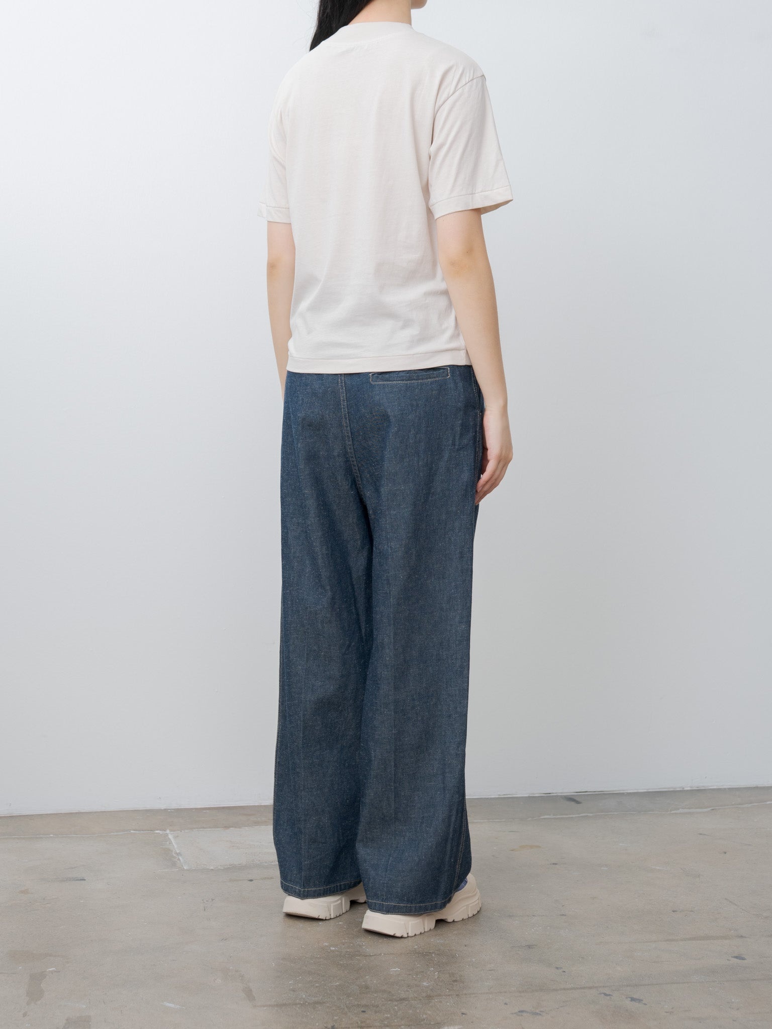 Fresca Nubuck Mockneck T-Shirt - Warm White - 3