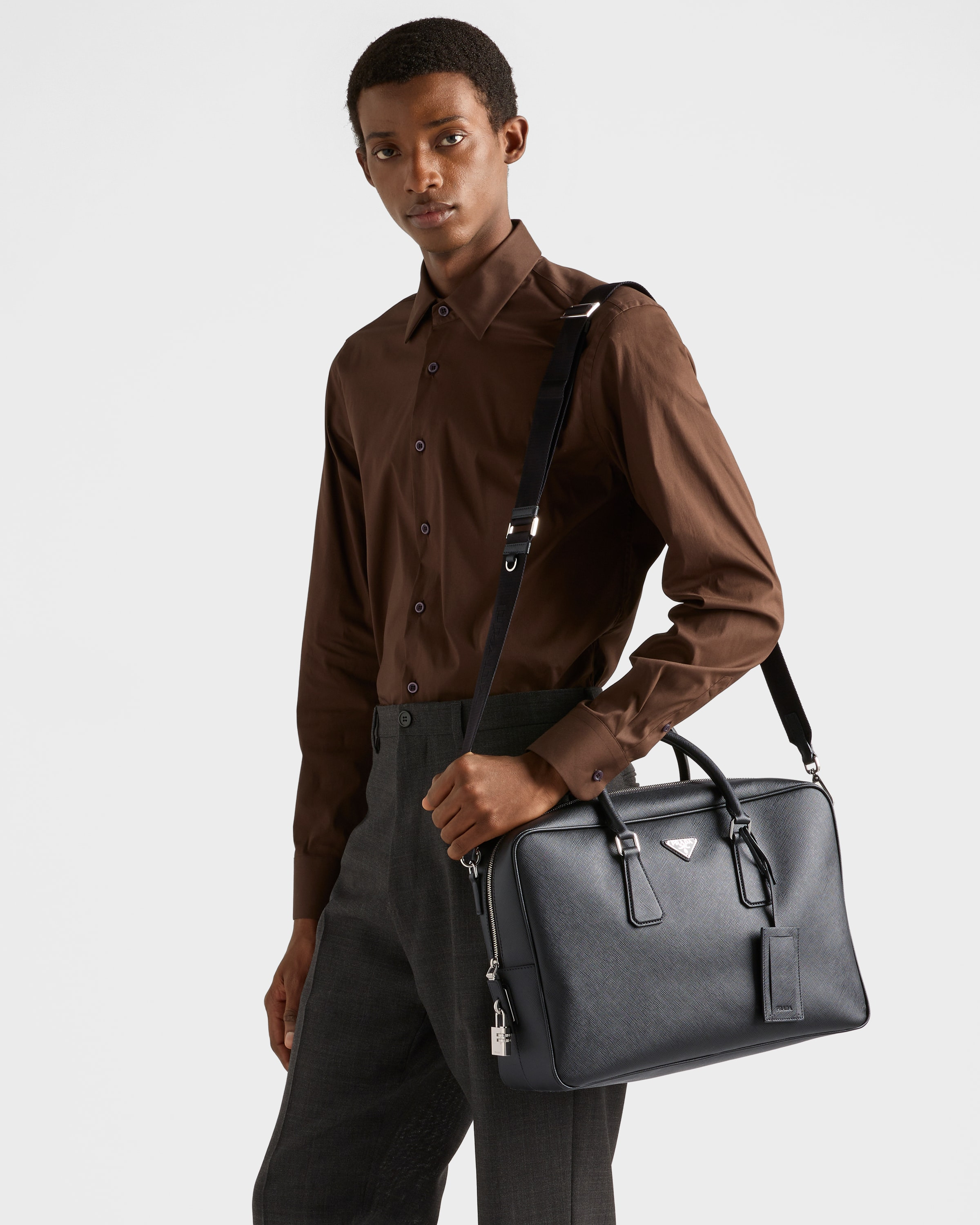 Saffiano leather work bag - 8