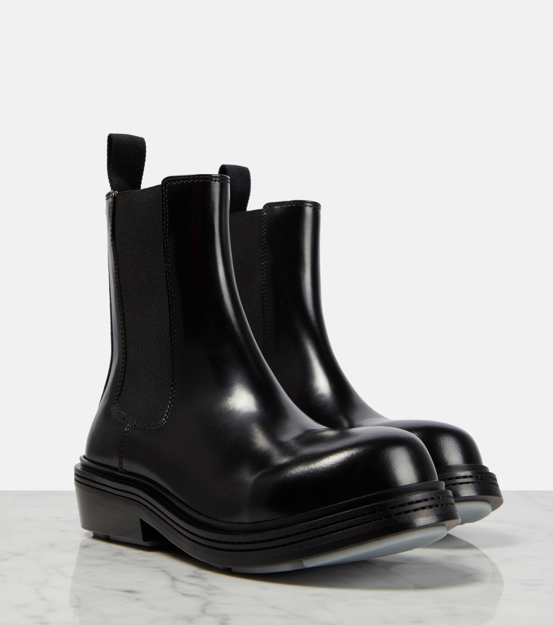 Leather Chelsea boots - 6