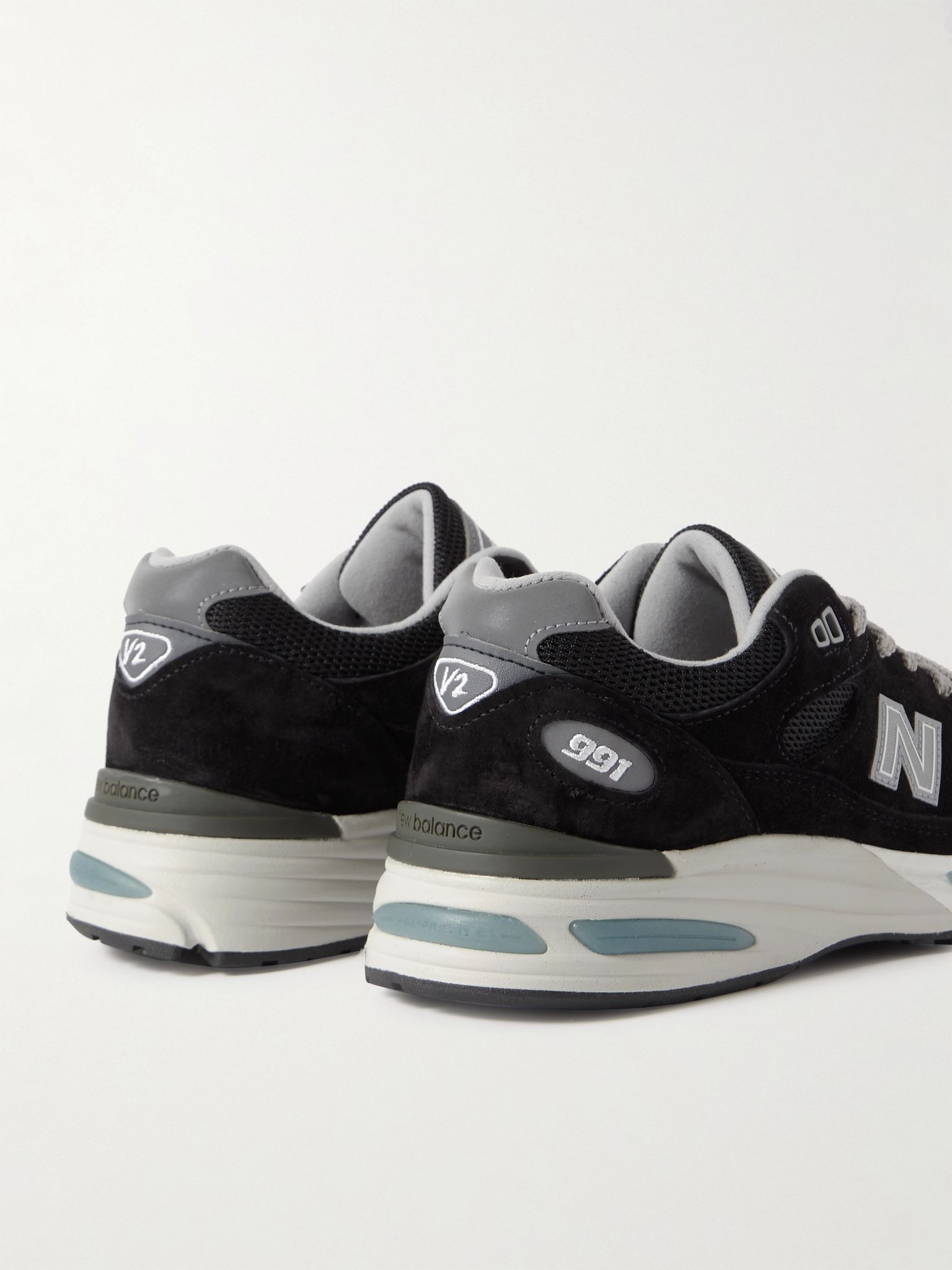 991v2 Suede, Mesh and Faux Leather Sneakers Black - 5