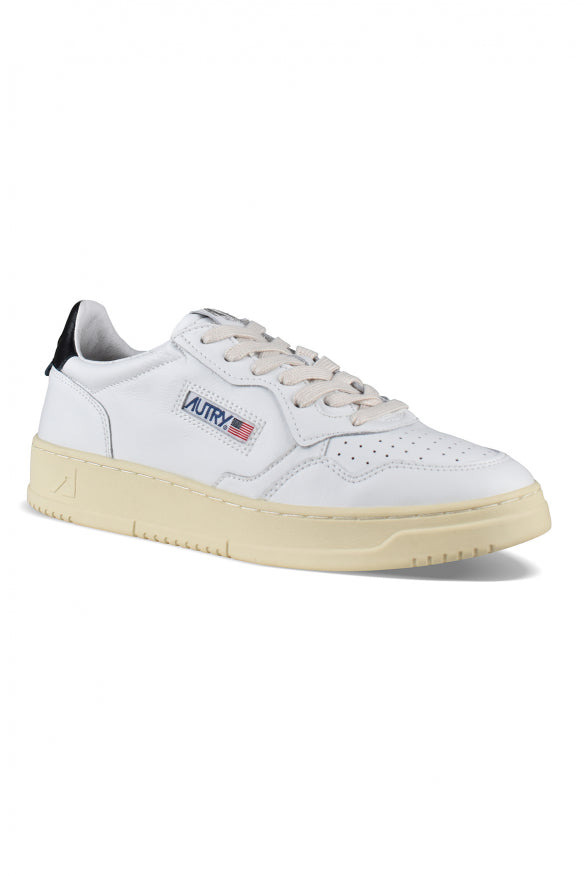 Autry Women Sneakers 01 Medalist - 2