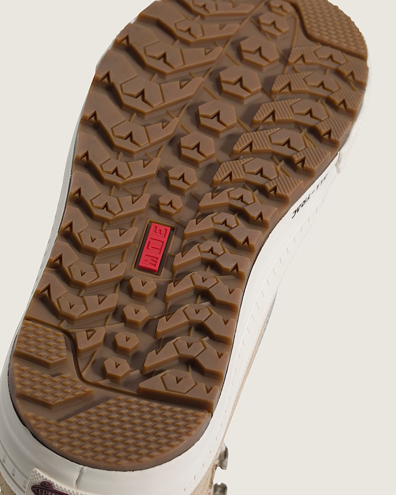 Sk8-Hi Waterproof Insulated Shoe 5