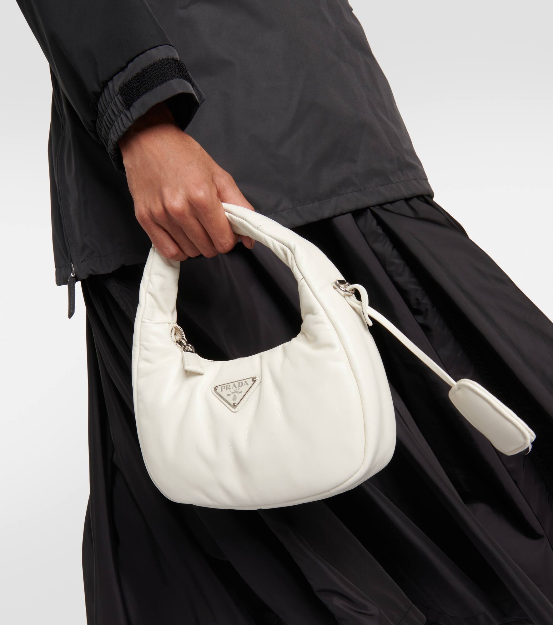 Mini leather tote bag - 7