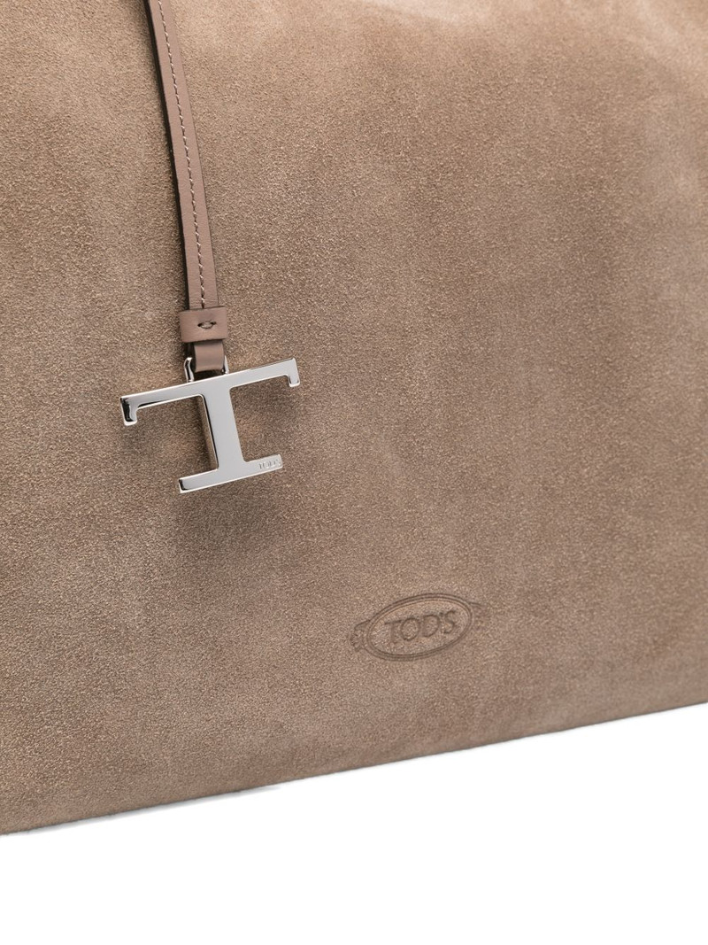 T logo charm tote bag 4