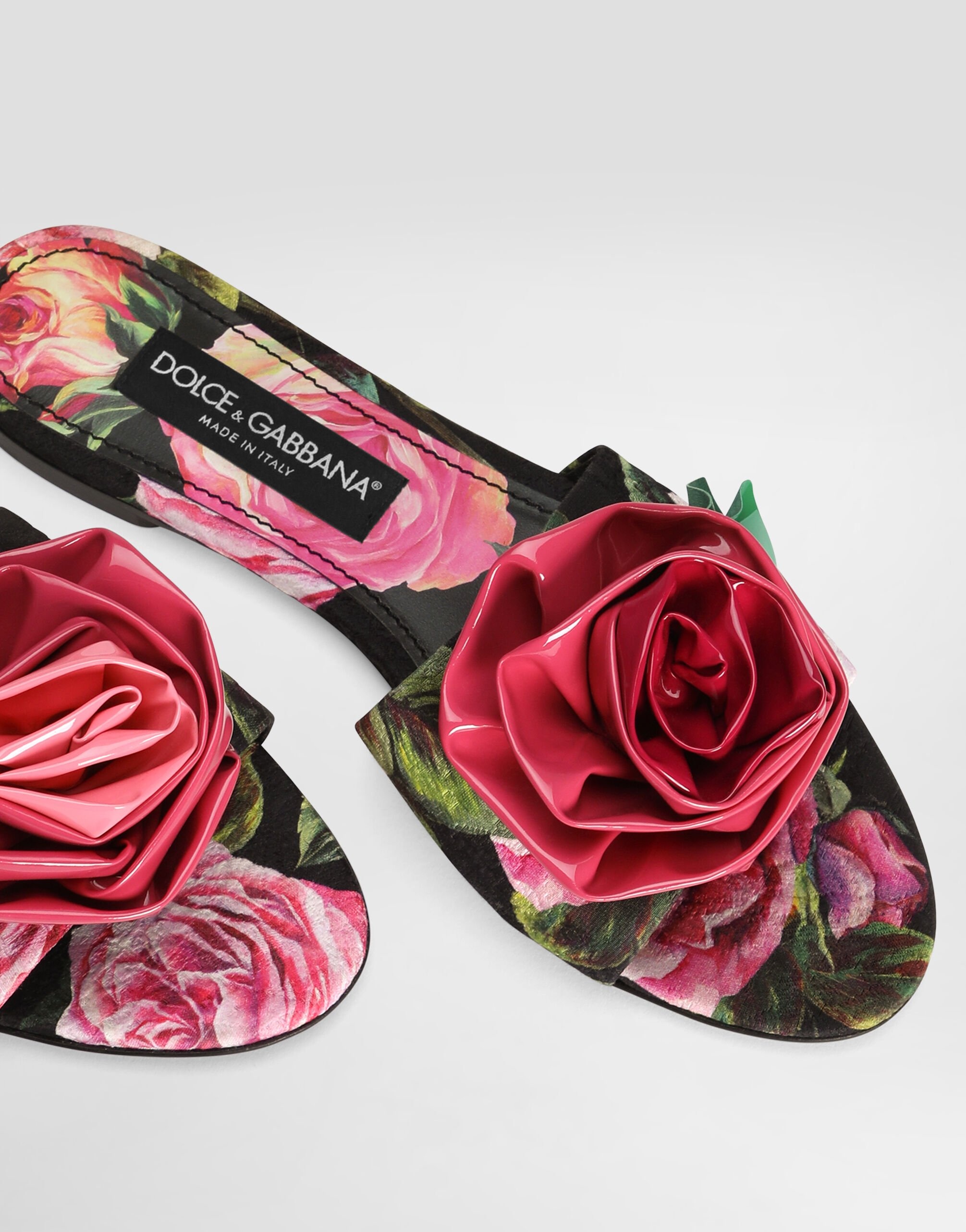 Printed brocade sliders - 4