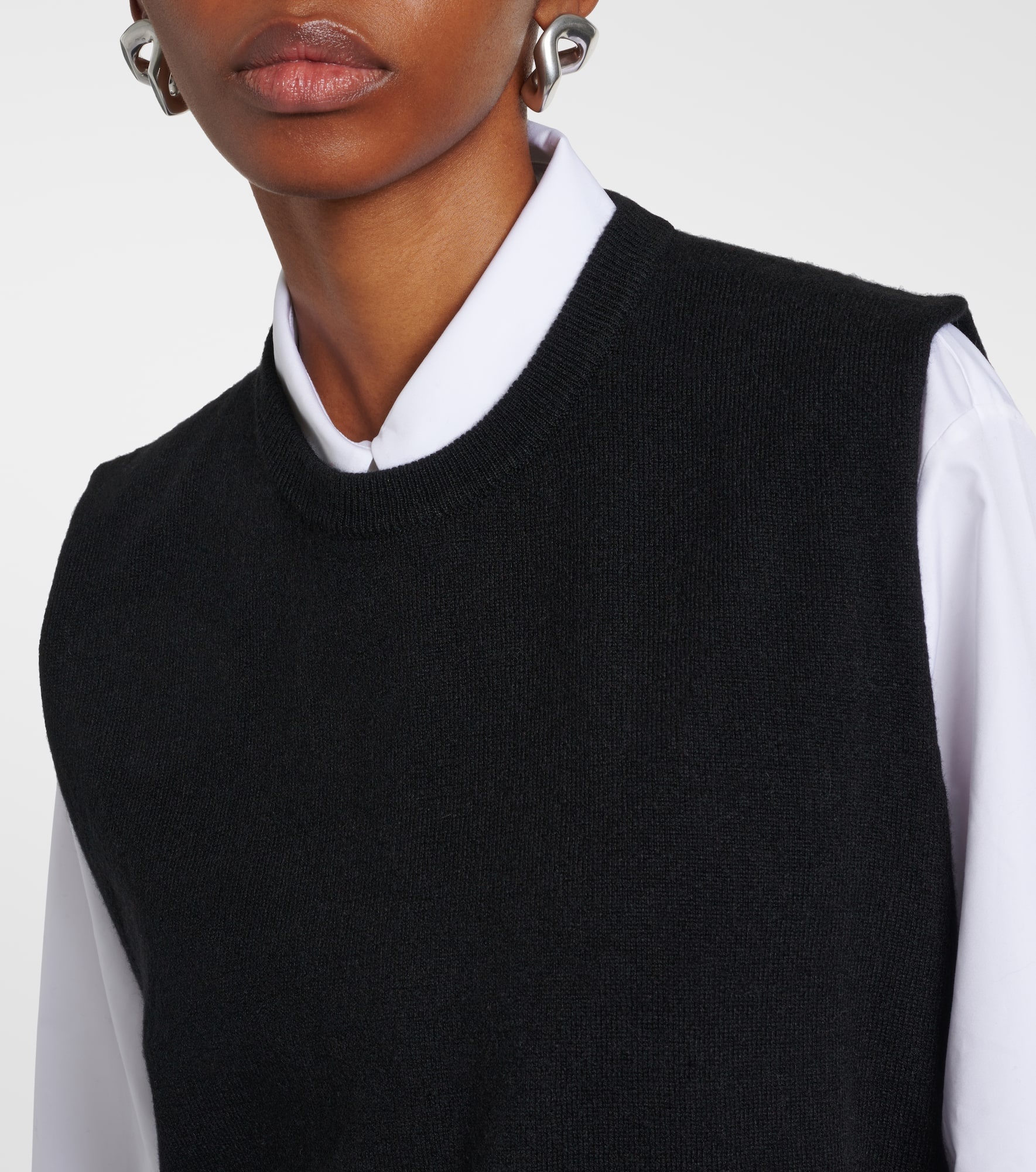 Cashmere sweater vest - 4
