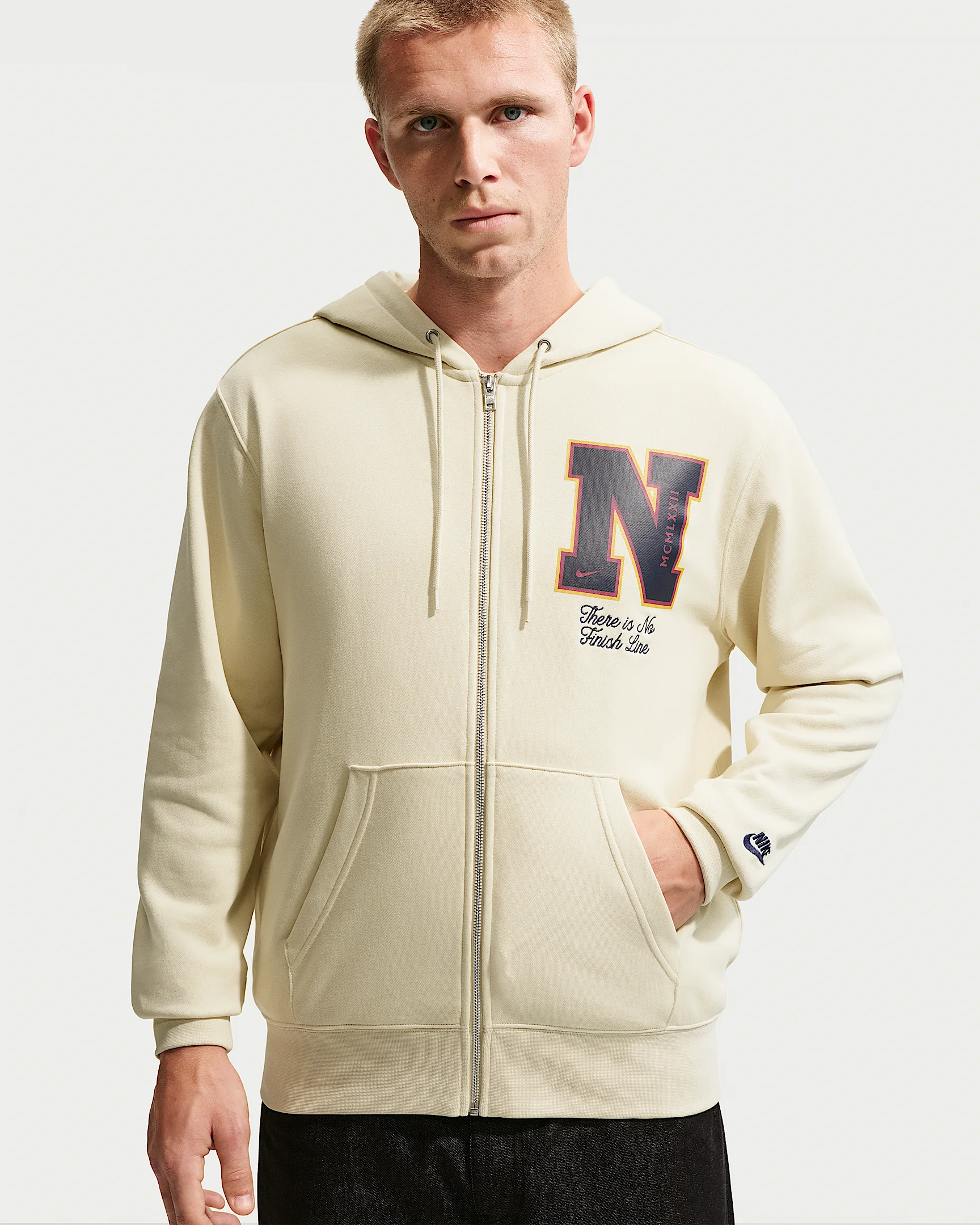 Nike Sportswear Club Men's French Terry Full-Zip Hoodie - 1