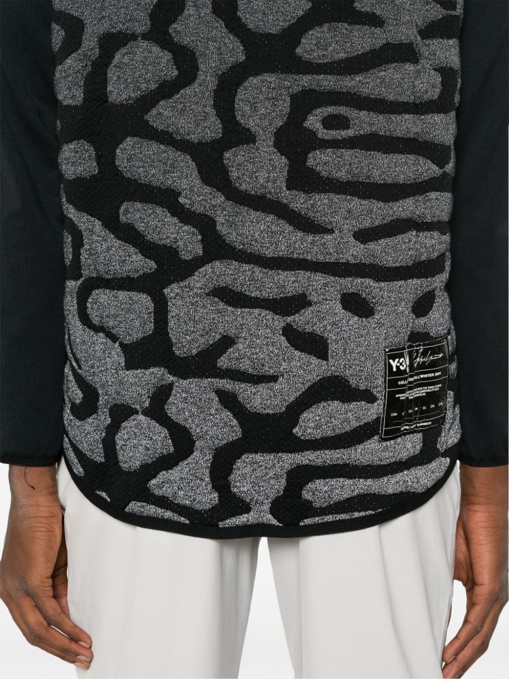 patterned-jacquard gilet - 5