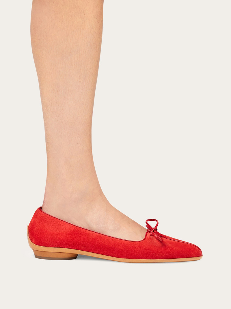 FERRAGAMO Cherie (1960) outlook