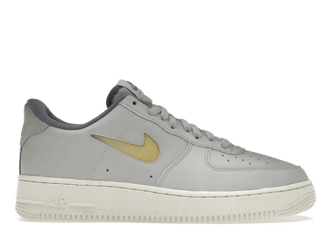 Nike Air Force 1 Low '07 Jewel Light Bone Coconut Milk - 1