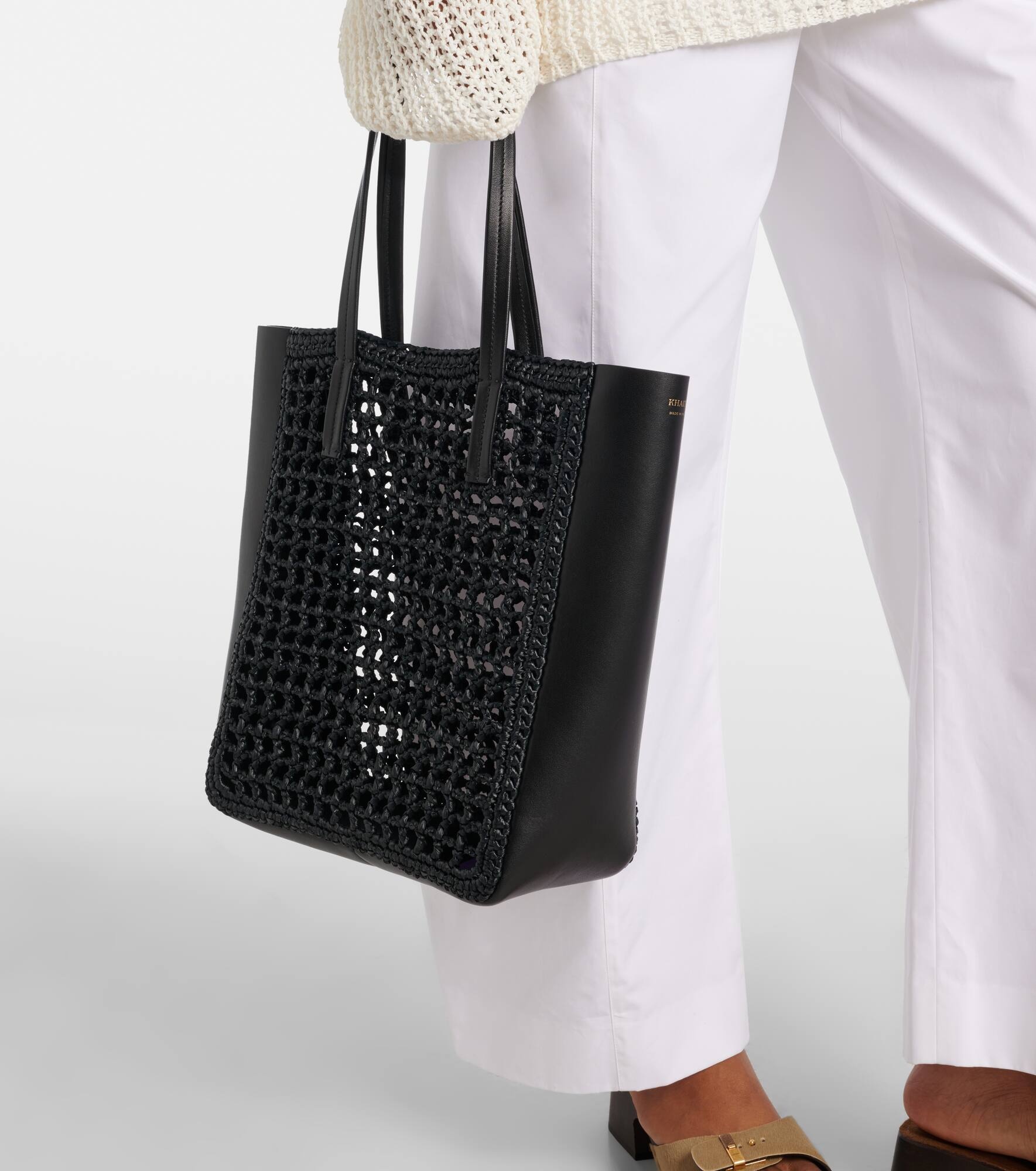 Zoe Small leather-trimmed raffia tote bag - 7