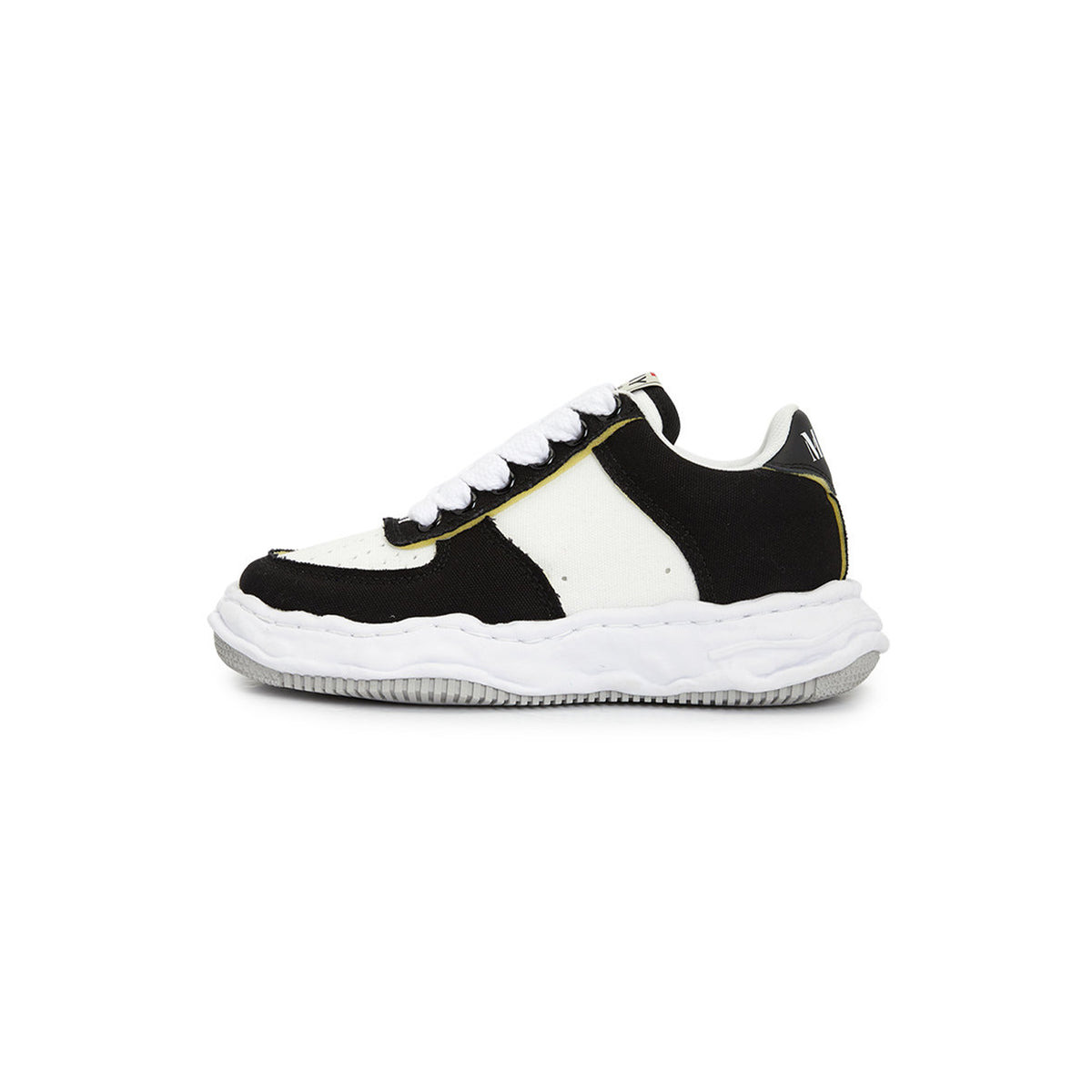 WAYNE LOW-TOP SNEAKERS (BLACK/WHITE) - 4