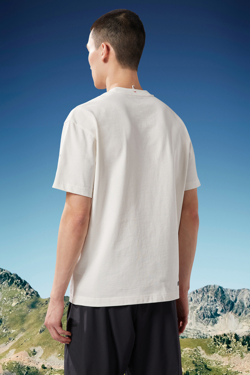 Logo T-Shirt 5