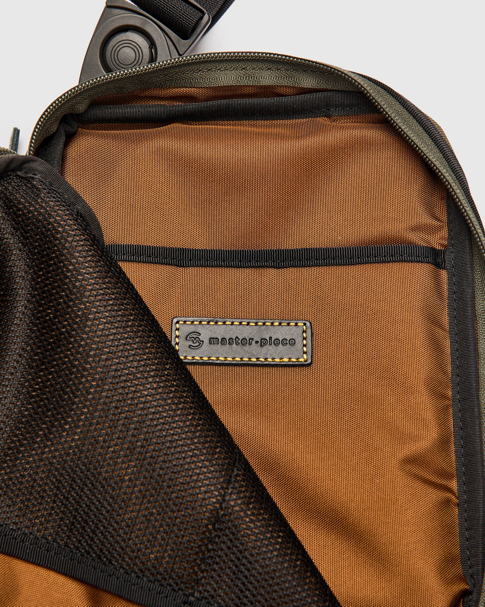 Scramble Shoulder Bag in Khaki - 5