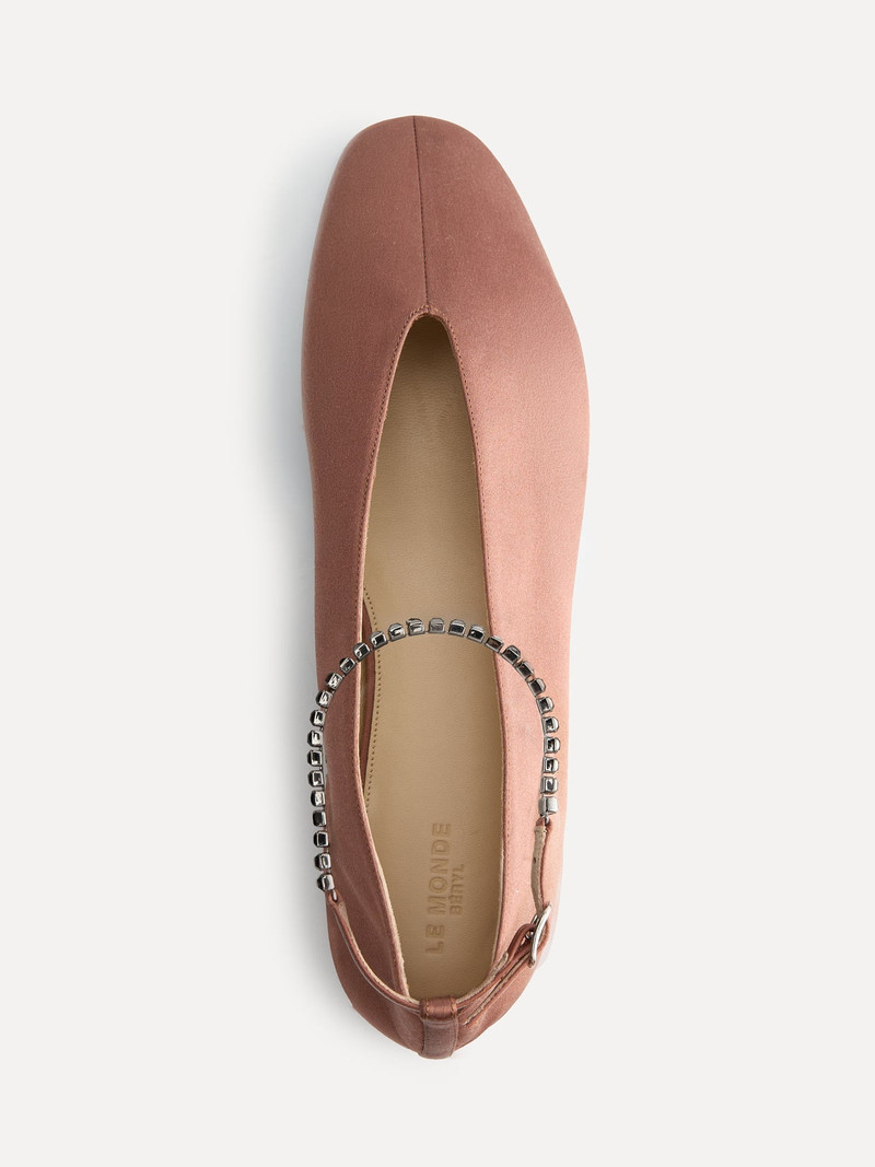 LE MONDE BÉRYL Olympia Slipper / Mokka Satin outlook