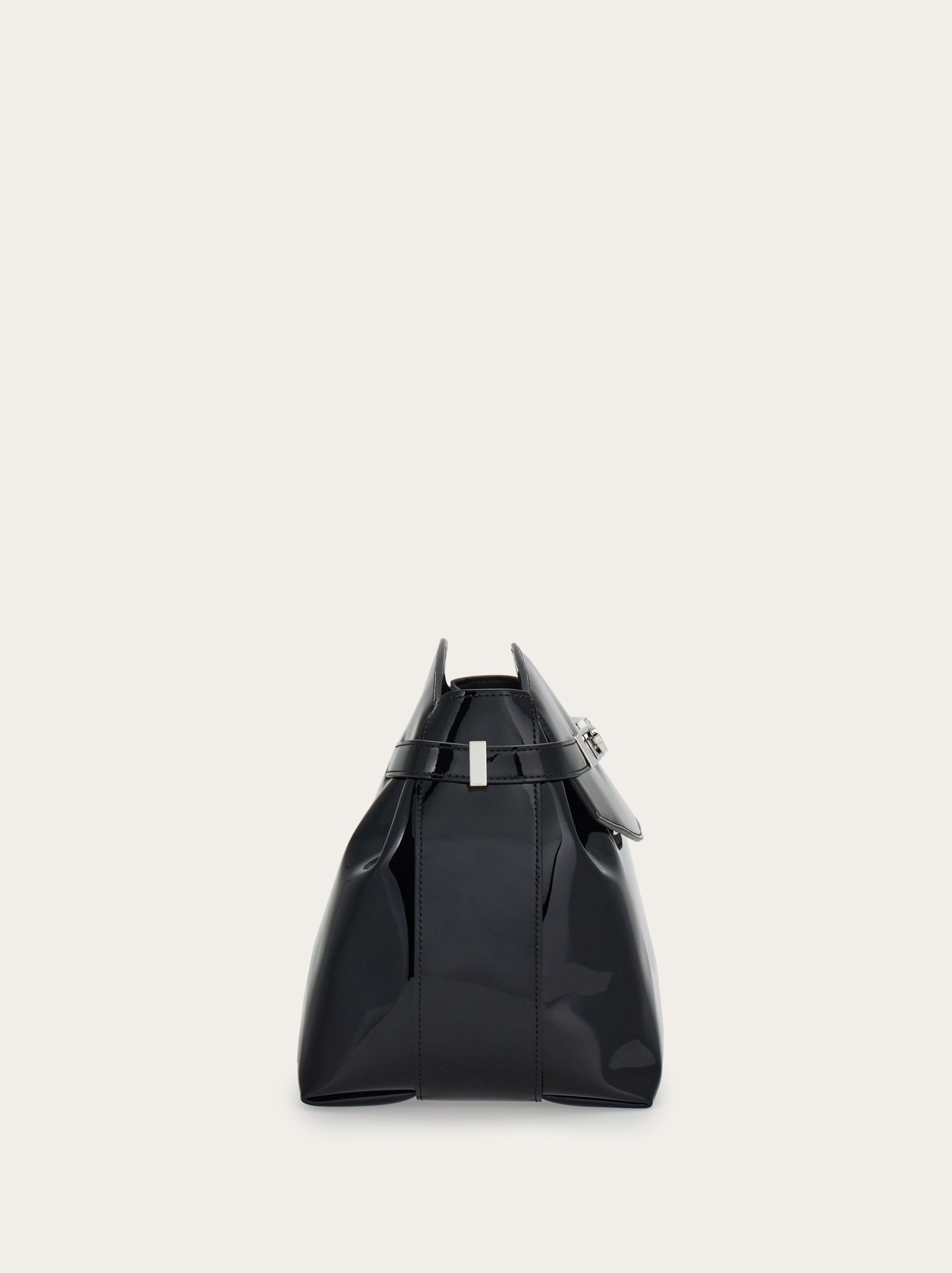 ポーチ Salvatore Ferragamo Hug Pouch L FERRAGAMO Hug pouch (L) | REVERSIBLE