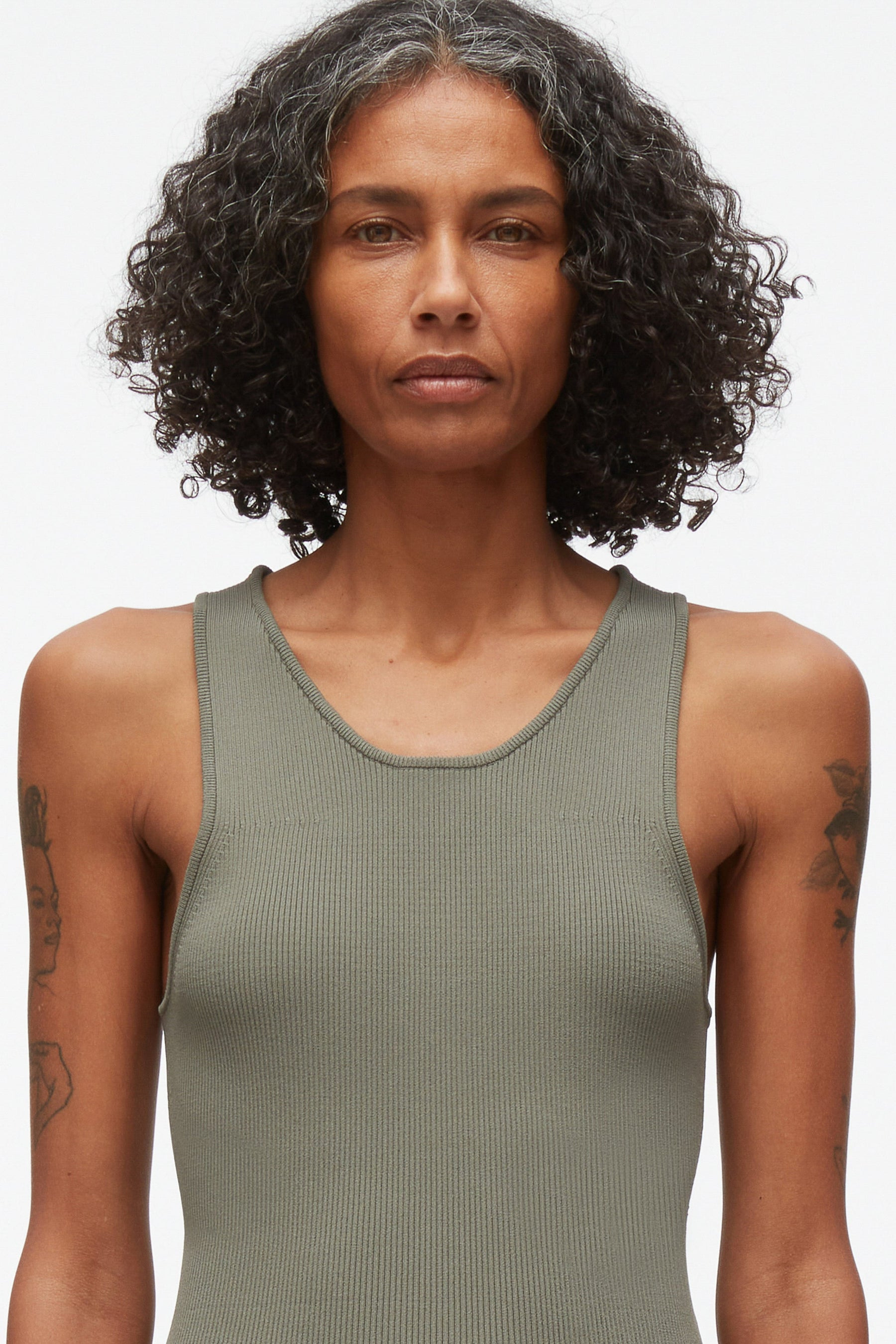 Compact Rib Layering Tank - 6