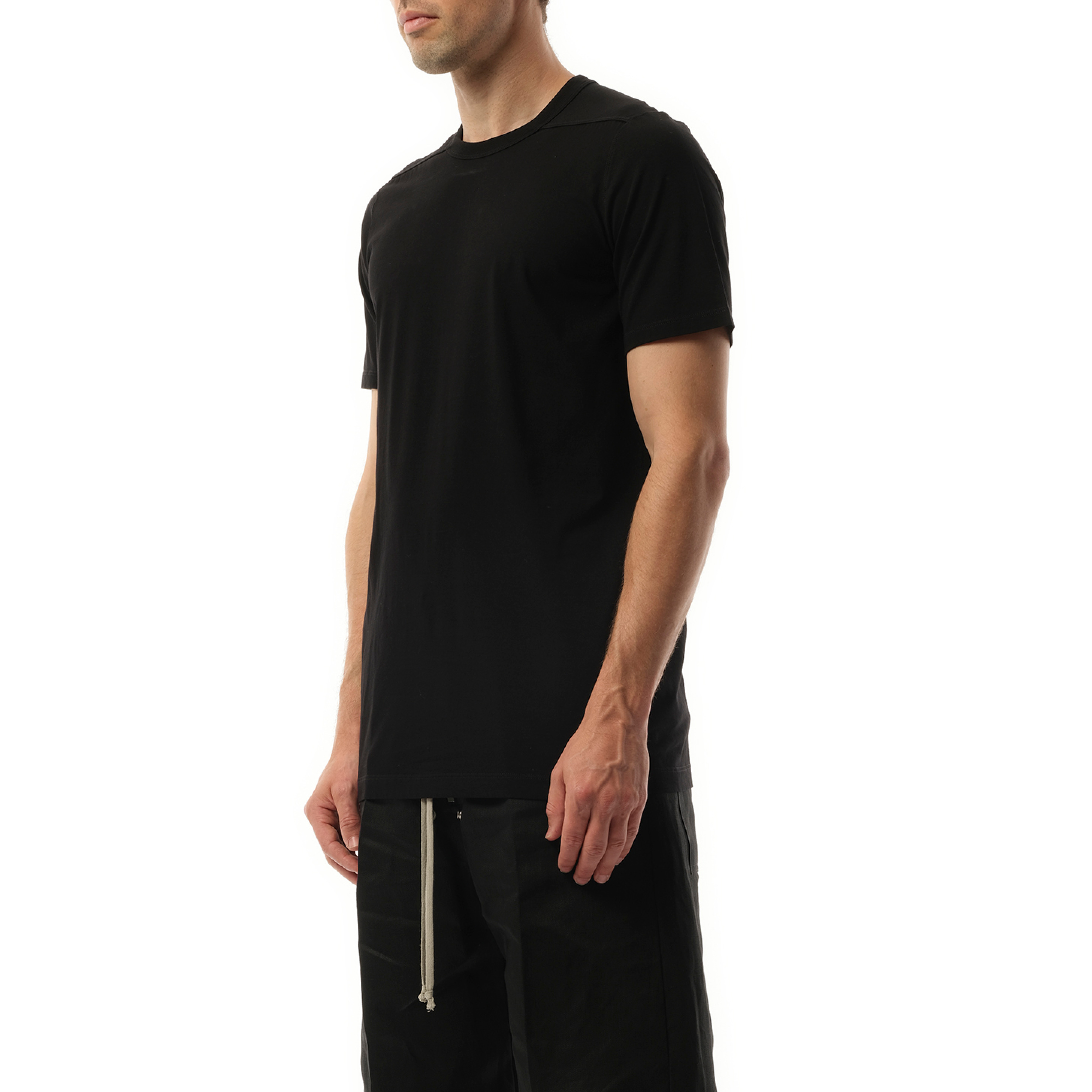 Level T in Black - 5