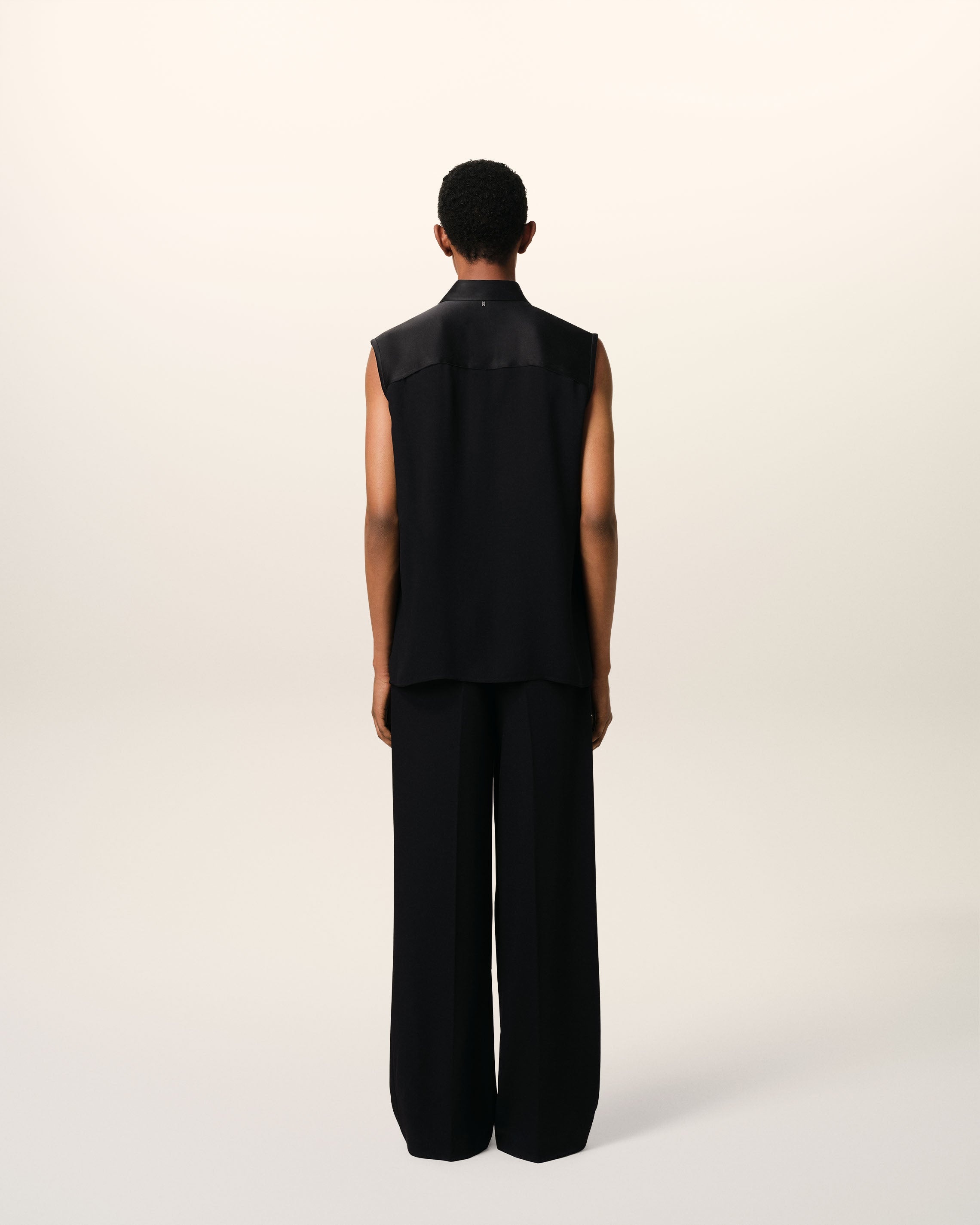 BLACK CONTRASTED TOP SLEEVELESS SHIRT - 5