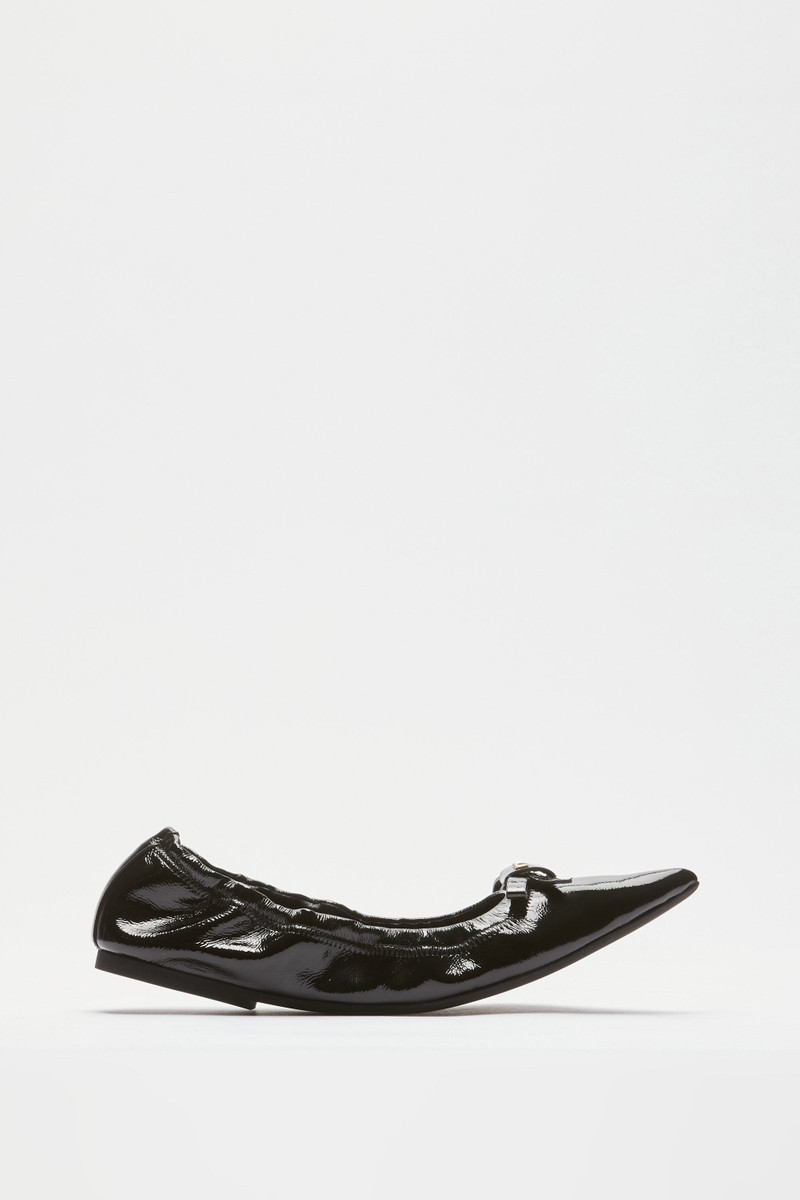 POINTED TOE BALLERINAS WITH BOW AND LOGO 3