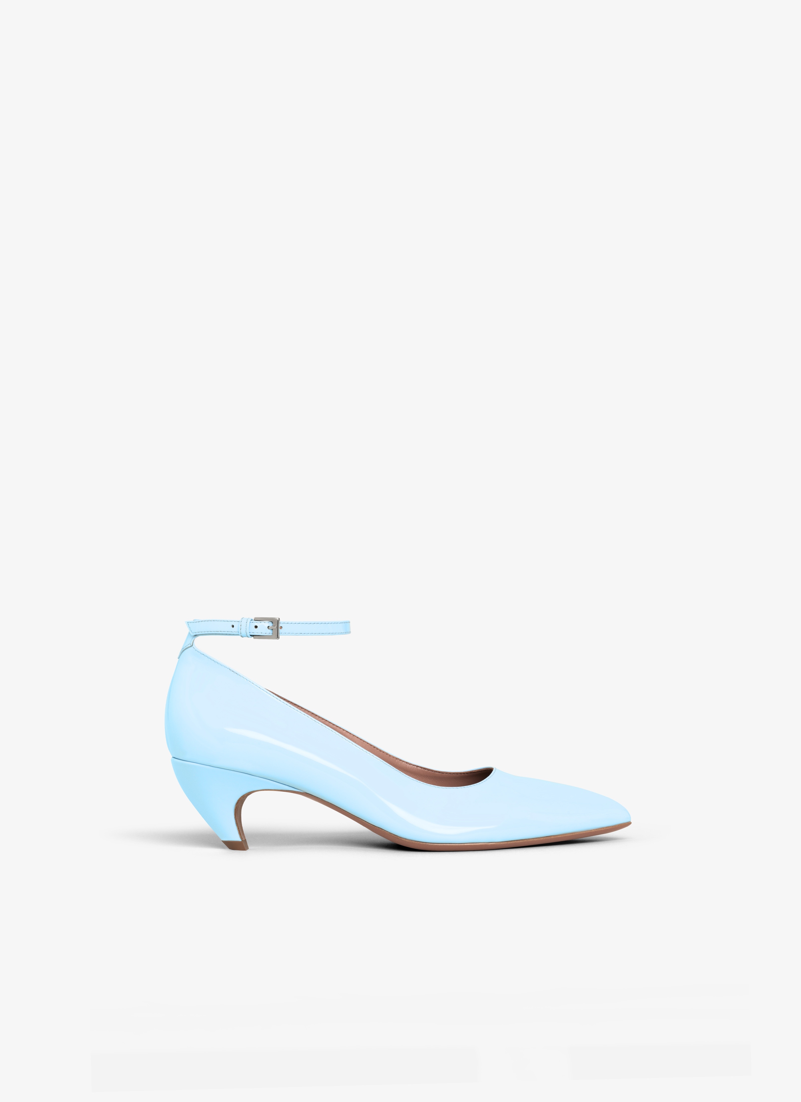 SHARK PUMPS IN CALFSKIN - 1