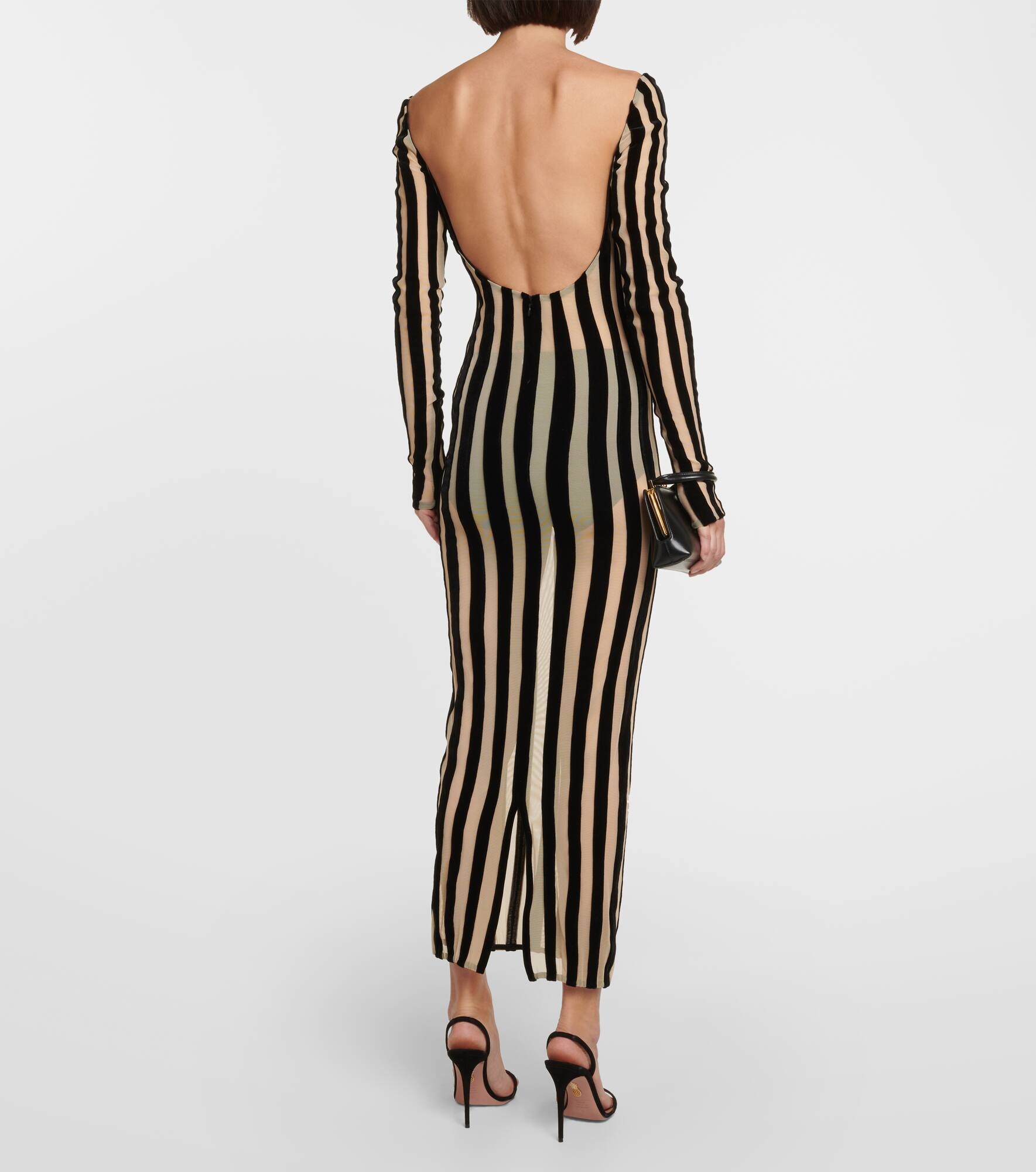 Striped gown - 3