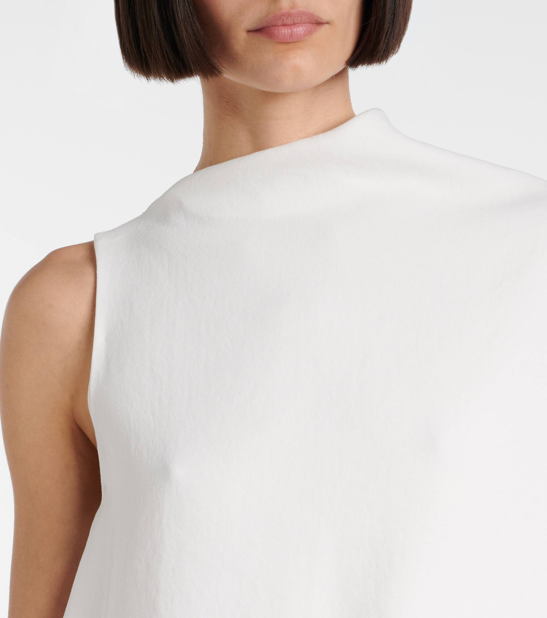 Asymmetric draped top - 4