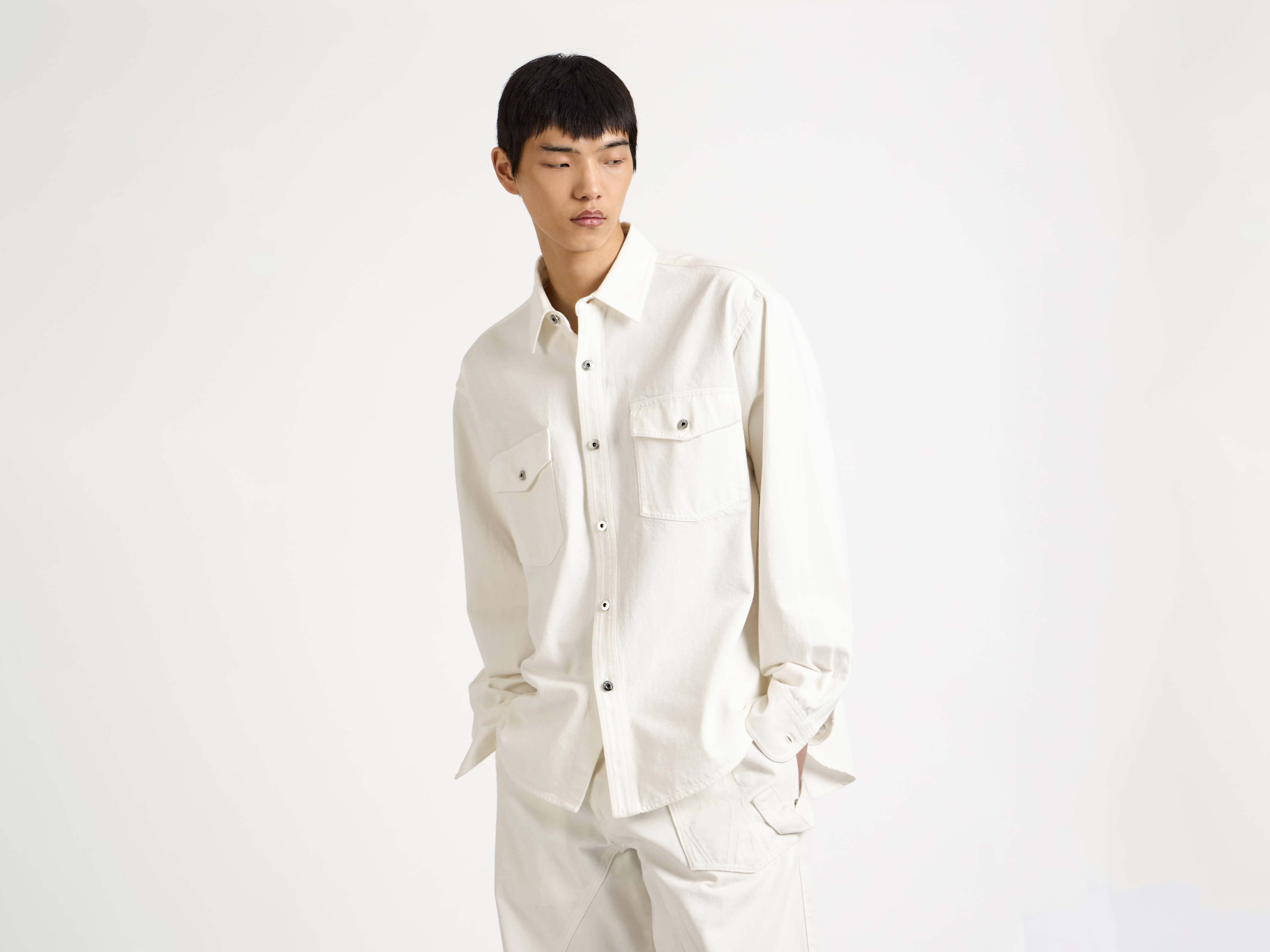 OVERSIZED DENIM SHIRT IN WHITE - 5