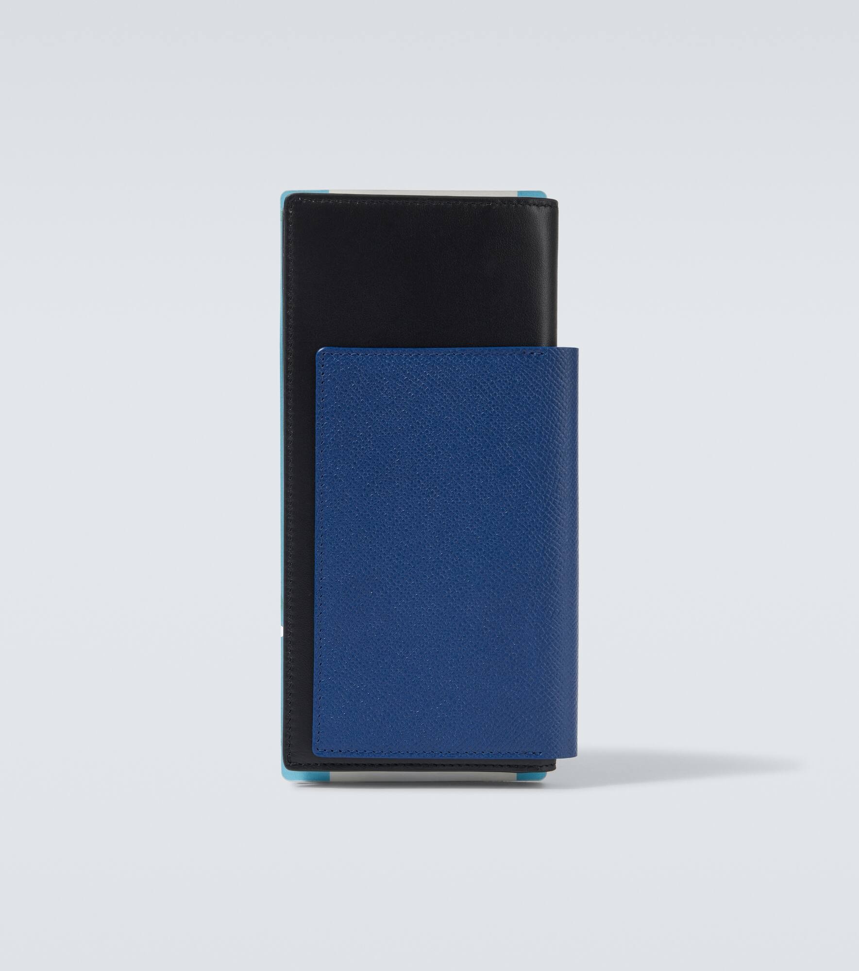 Passport leather wallet - 3
