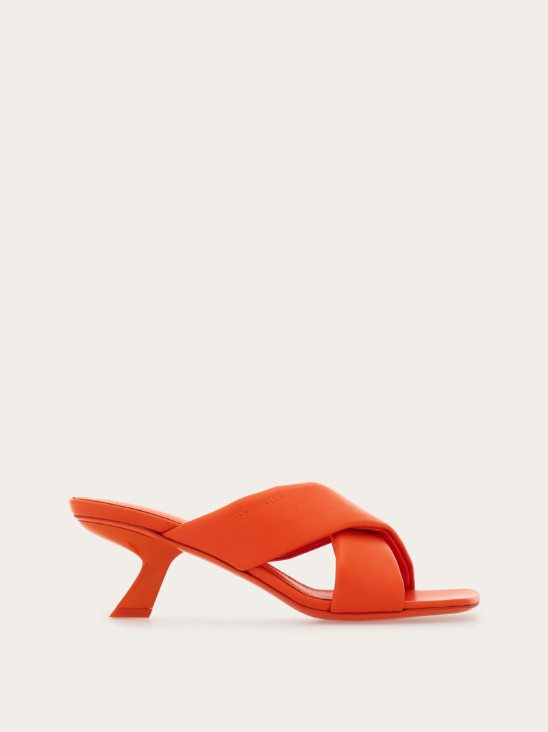 Crossover-strap slide 1