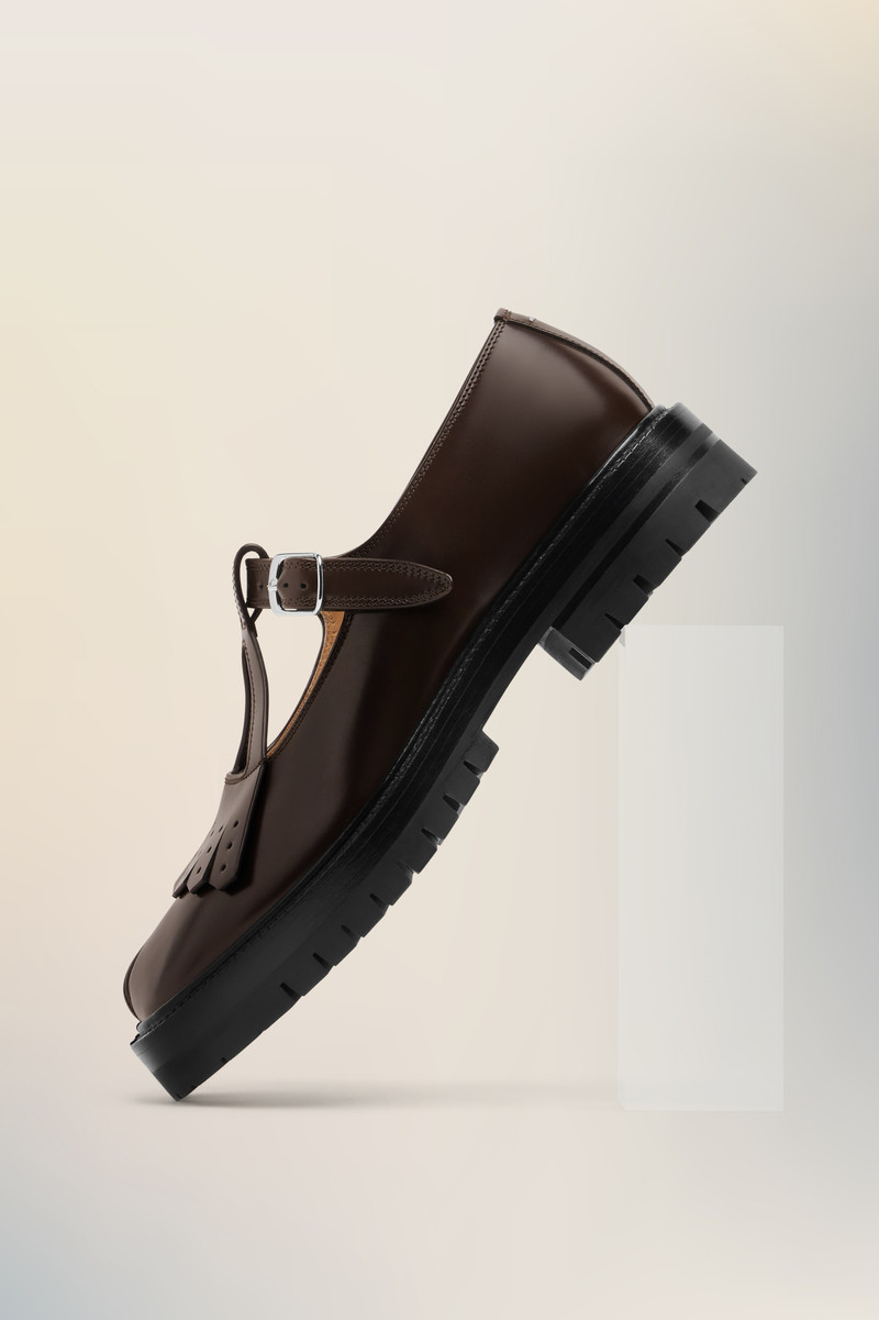 Maison Margiela Tabi Country Mary-Janes outlook