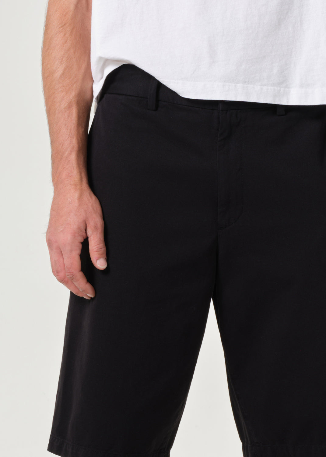 COSMO SHORT IN BLACK - 6