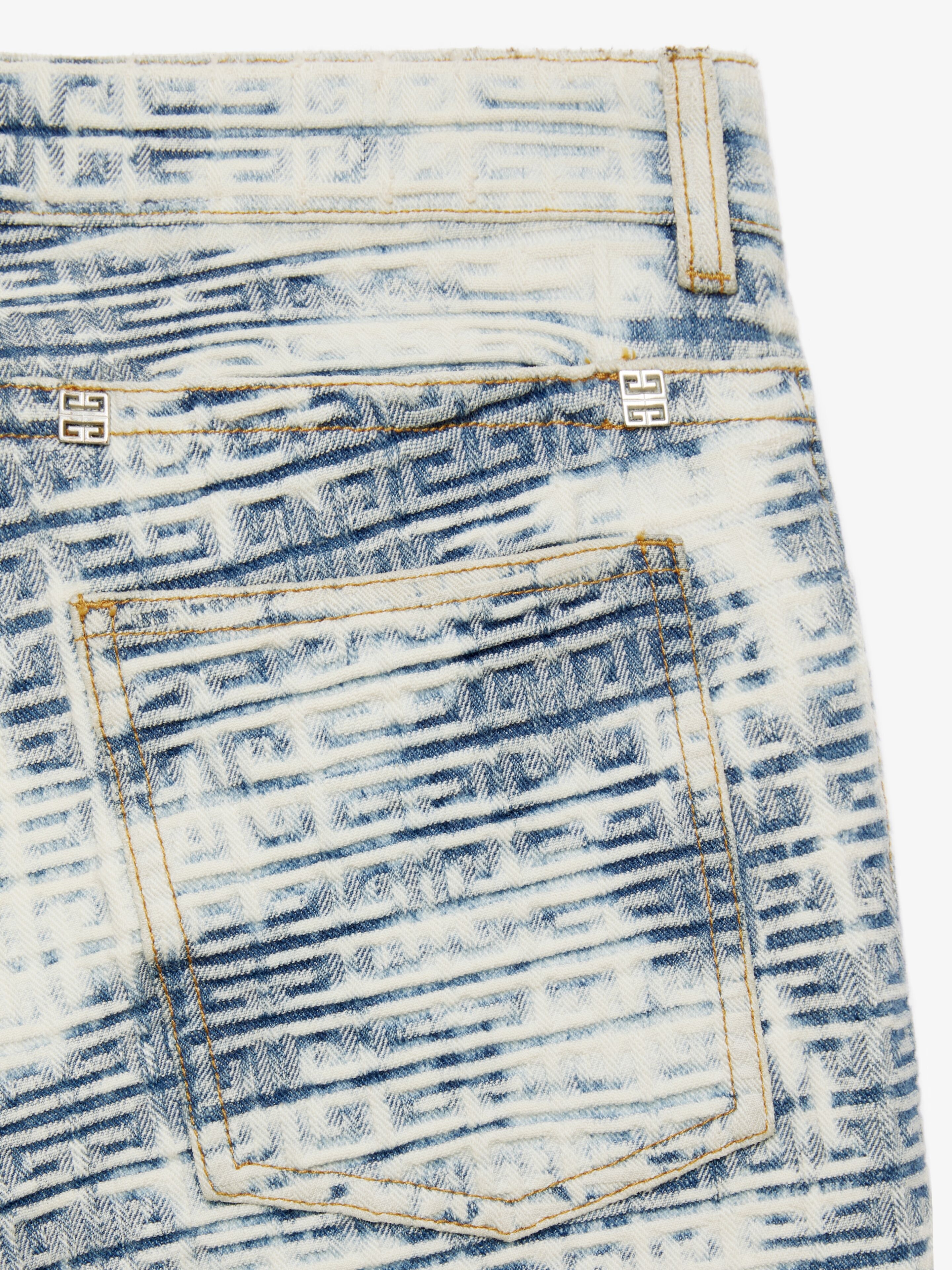 SKINNY JEANS IN 4G BLEACHED DENIM WITH ZIPPERS - 5