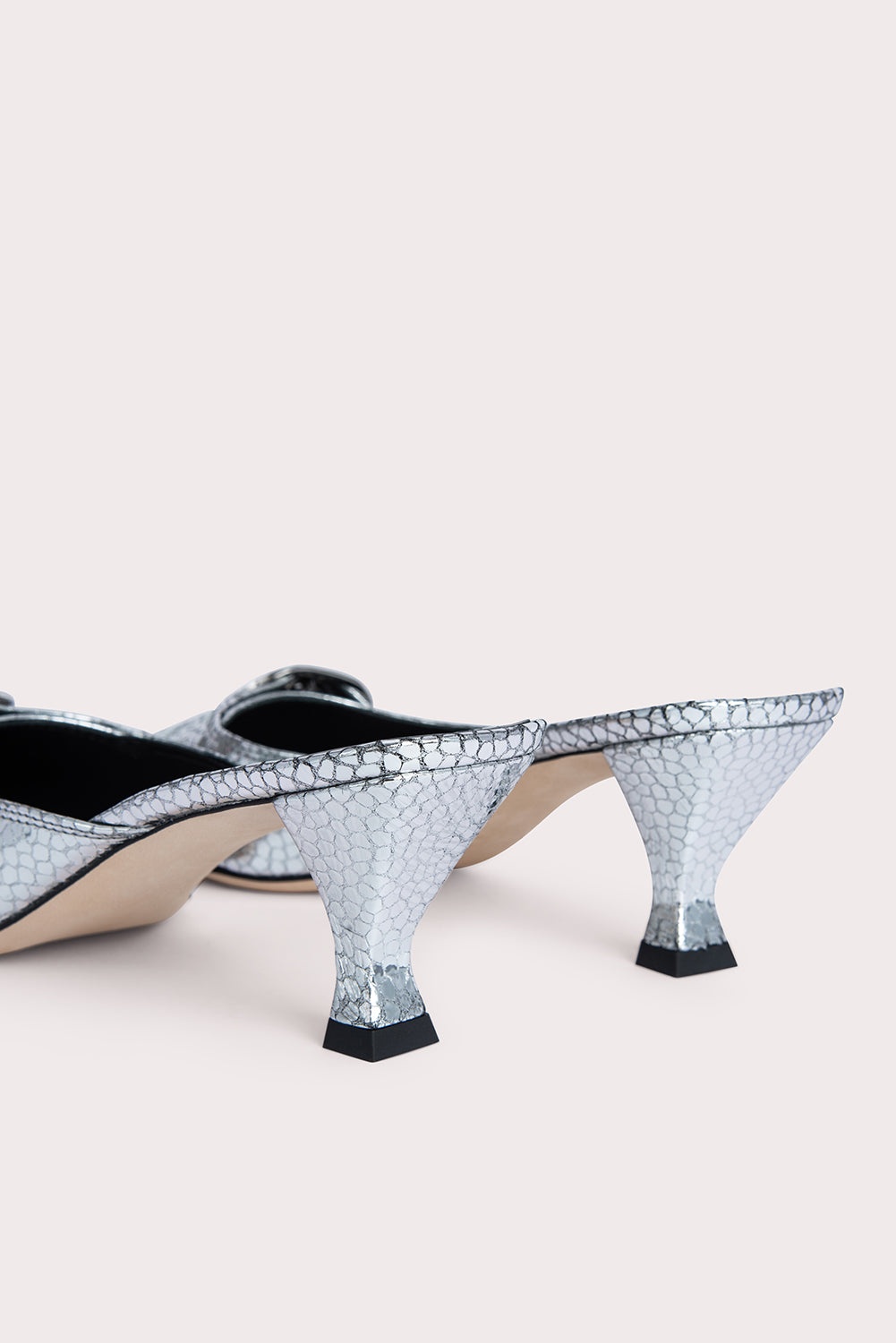 Evelyn Silver Flagstone Leather - 6