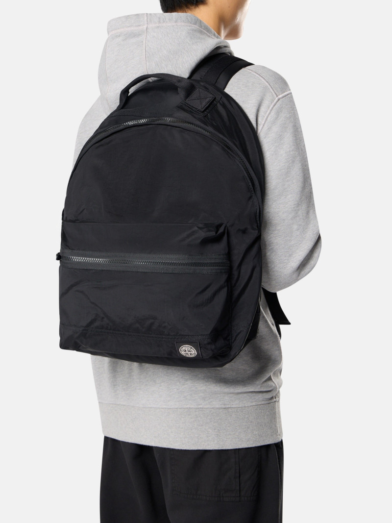 Stone Island 9200010 COATED NYLON METAL IN ECONYL® outlook