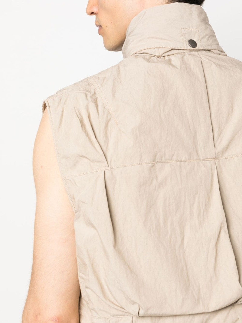 cropped poplin-texture gilet 5