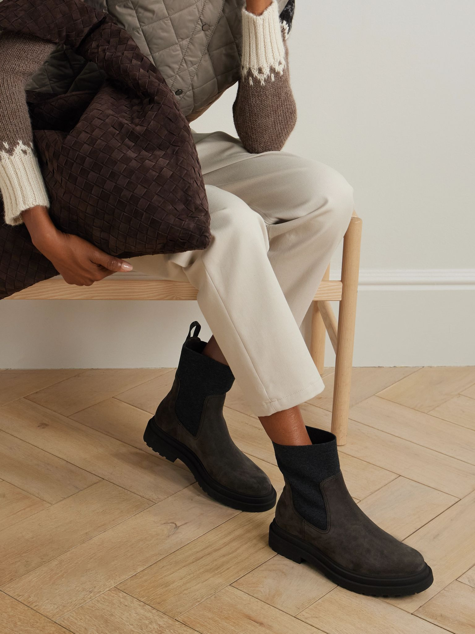 Bead-embellished knit-trimmed suede Chelsea boots Chocolate - 2