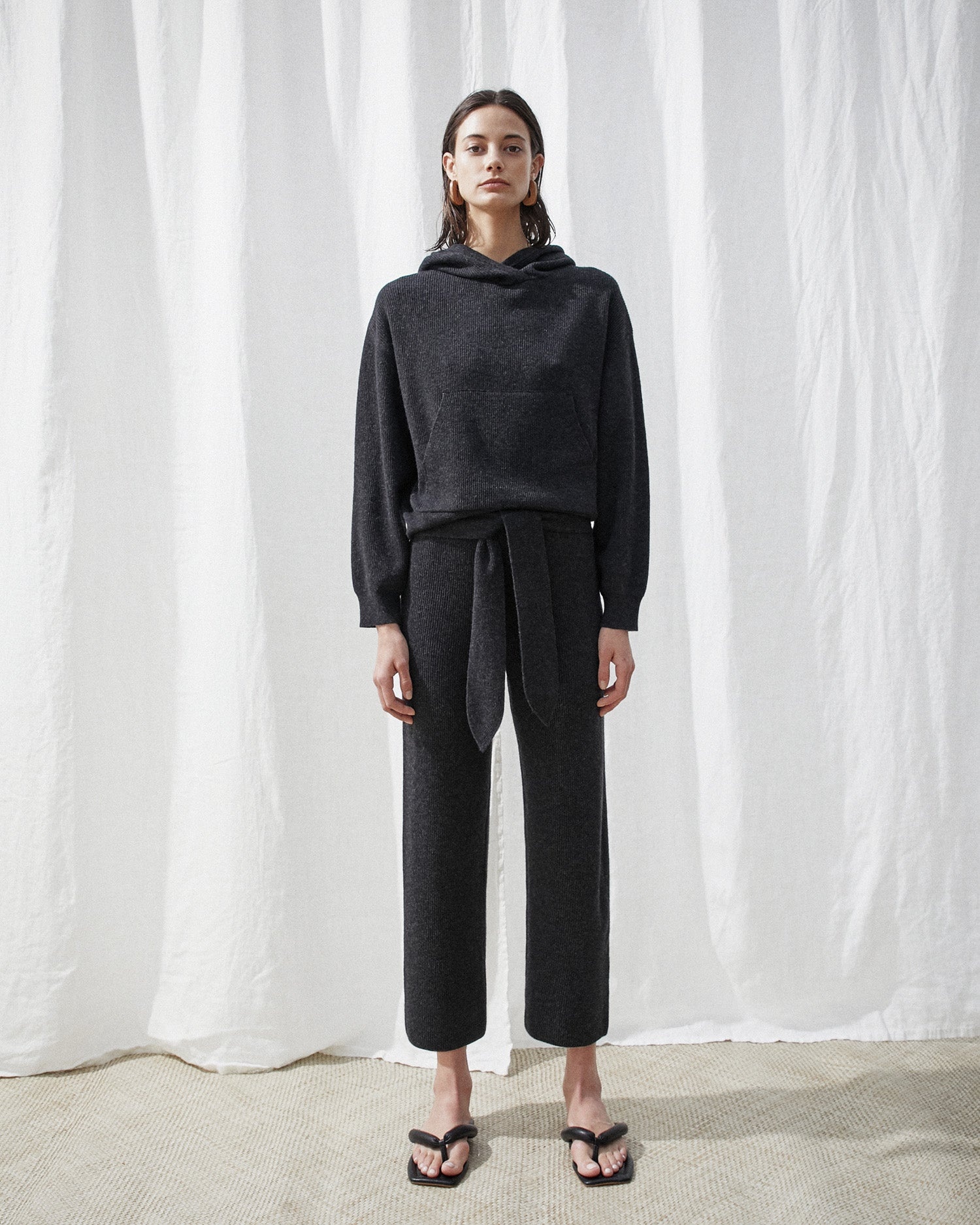 Knit Pants With Belt - 2