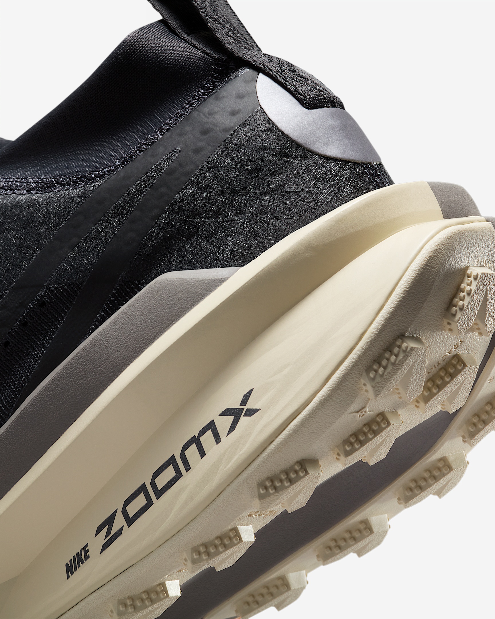 Nike Zegama 2 Men's Trail Running Shoes - 8