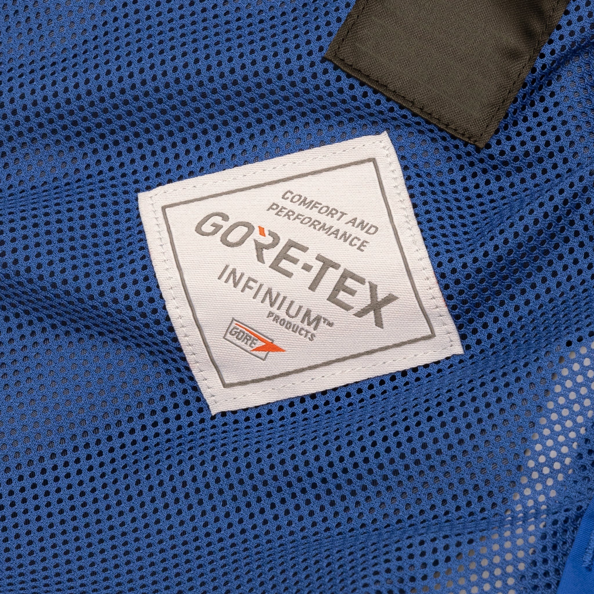 GORE-TEX TECH HIKER MOUNTAIN SHORTS - 8