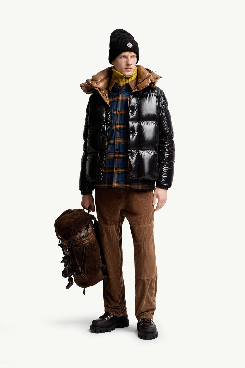 Moncler Parana Hooded Short Down Jacket outlook