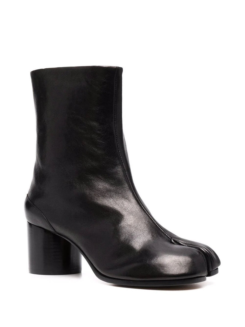 Maison Margiela 60MM VINTAGE LEATHER TABI BOOT - BLACK outlook