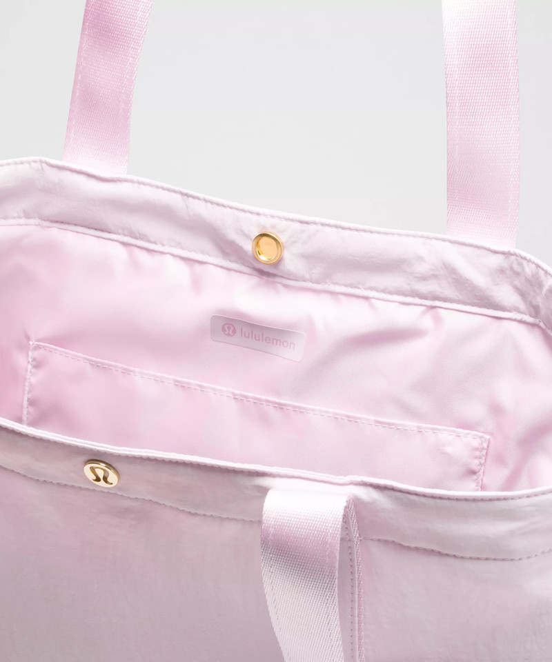 Daily Multi-Pocket Tote Bag 20L 4