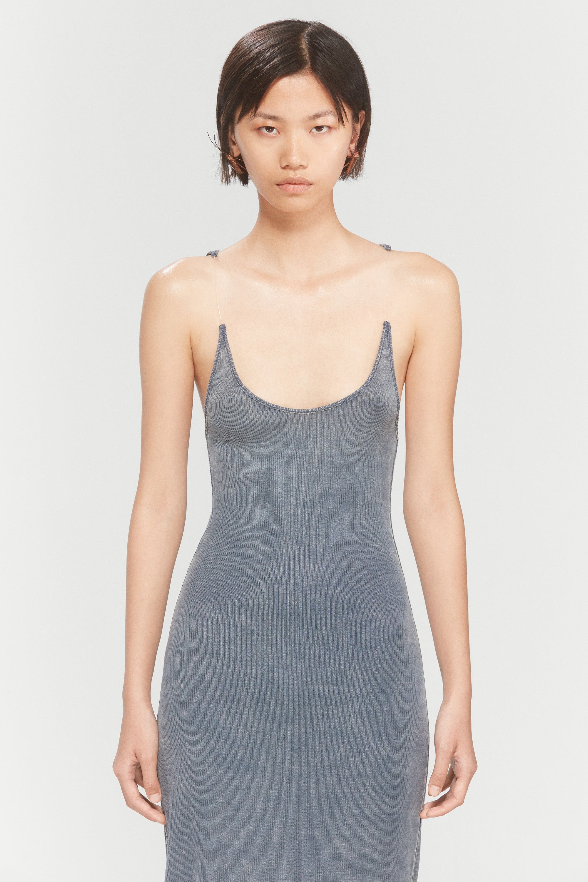 INVISIBLE STRAP DRESS - 4