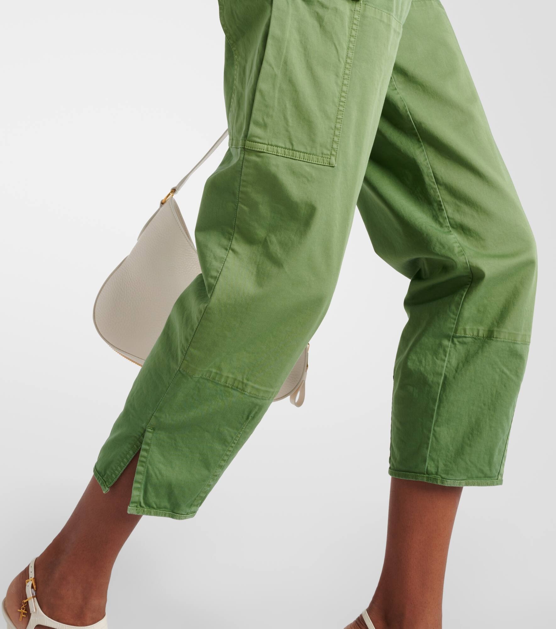 Low-rise cotton twill cargo pants - 5