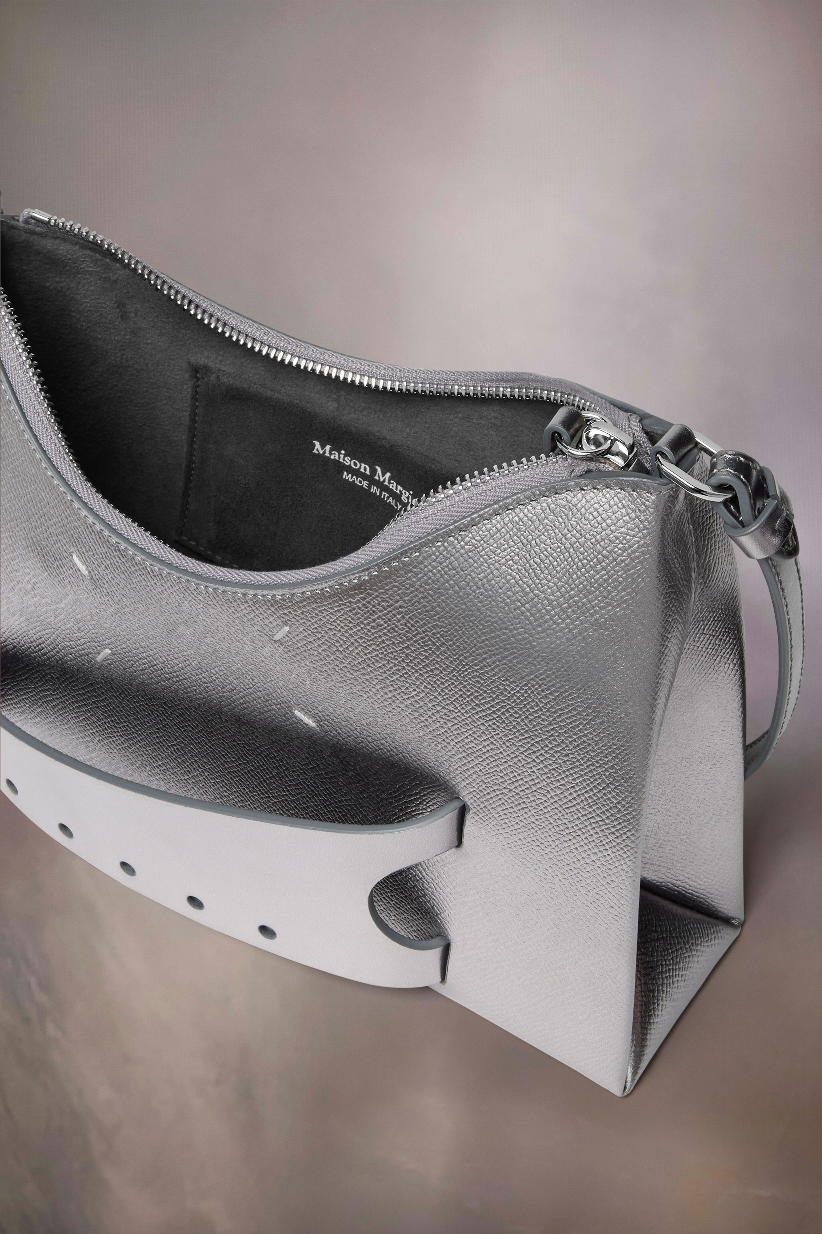 Maison Margiela Snatched Hobo Small | REVERSIBLE