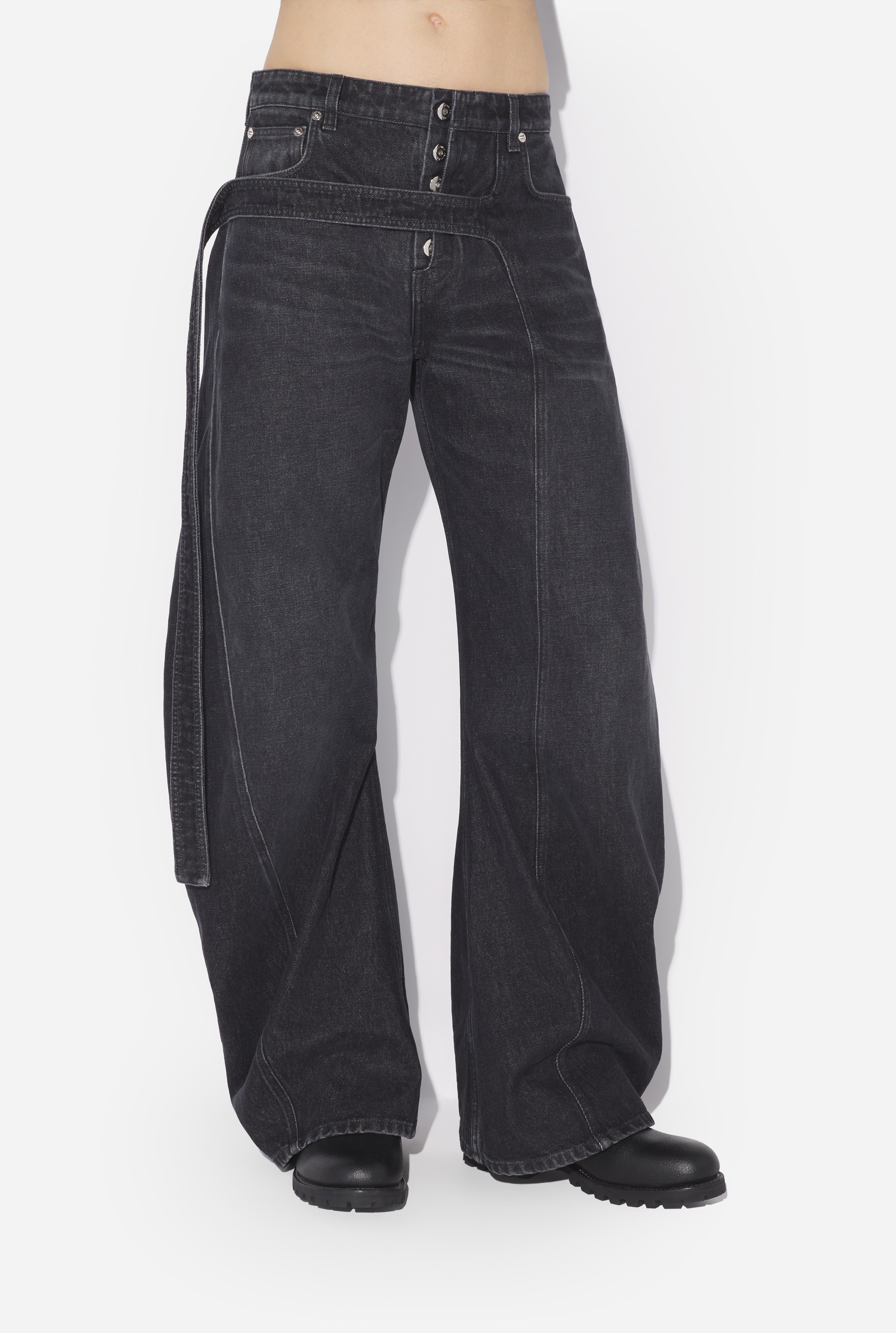 THE BLACK DENIM STRAP JEANS - 5