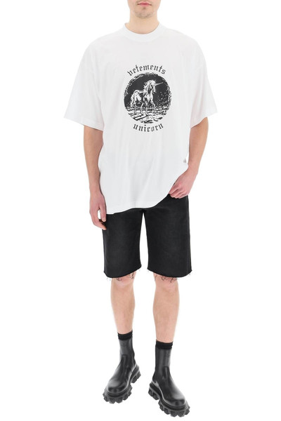 VETEMENTS DOUBLE UNICORN PRINT T-SHIRT outlook