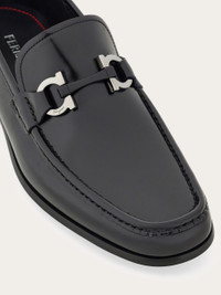 FERRAGAMO Moccasin with Gancini ornament | REVERSIBLE