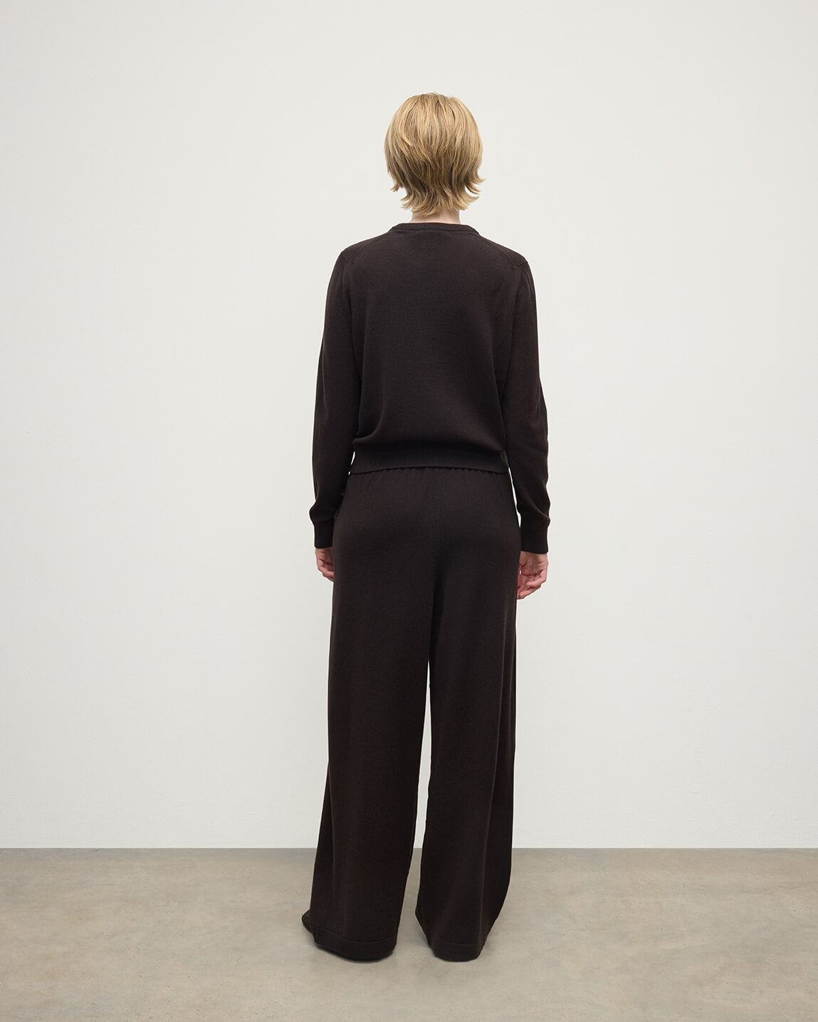 Classic Cashmere Brown Round Neck Jumper - 4